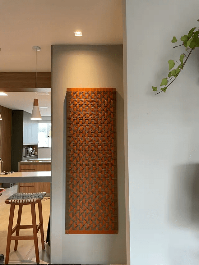 Ambiente residencial com peça Patuá